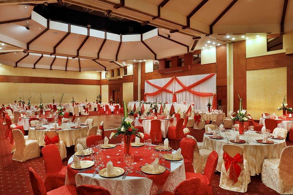 Hilton Yaounde Ξενοδοχείο Ανέσεις φωτογραφία