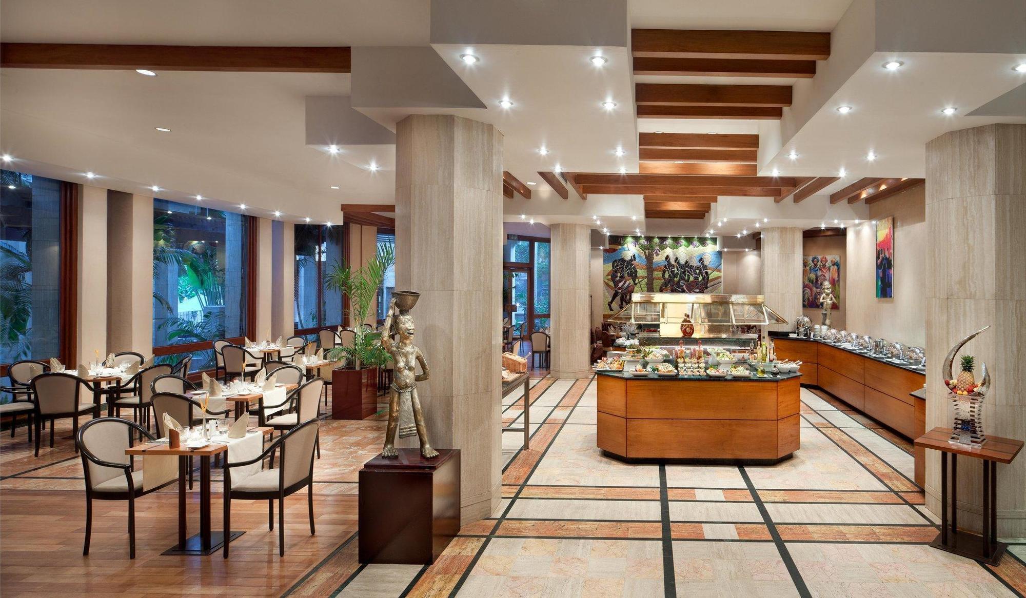 Hilton Yaounde Ξενοδοχείο Εξωτερικό φωτογραφία