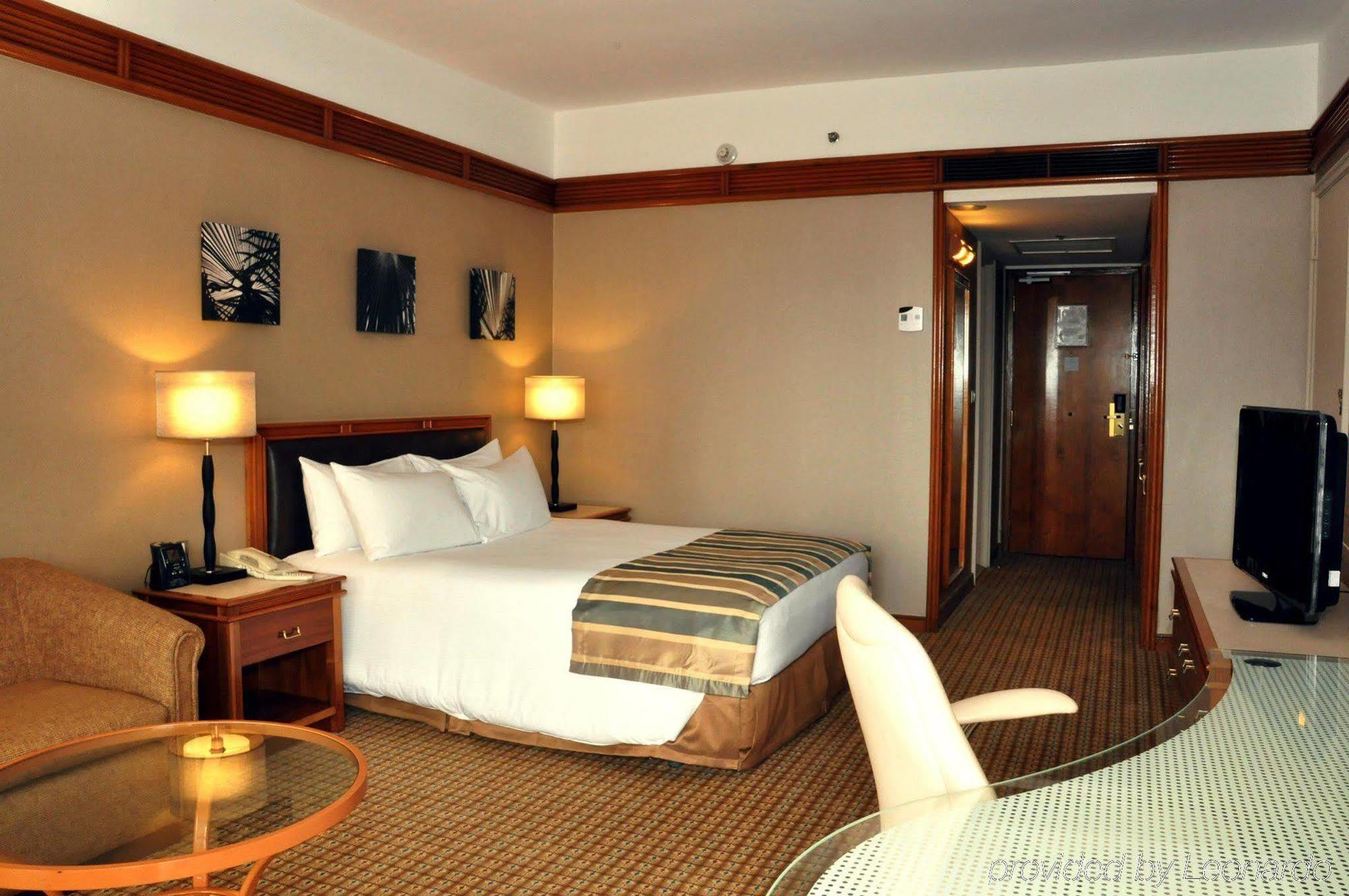 Hilton Yaounde Ξενοδοχείο Εξωτερικό φωτογραφία