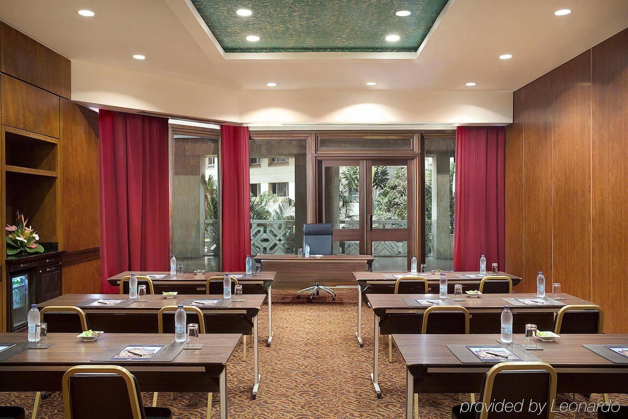 Hilton Yaounde Ξενοδοχείο Εξωτερικό φωτογραφία